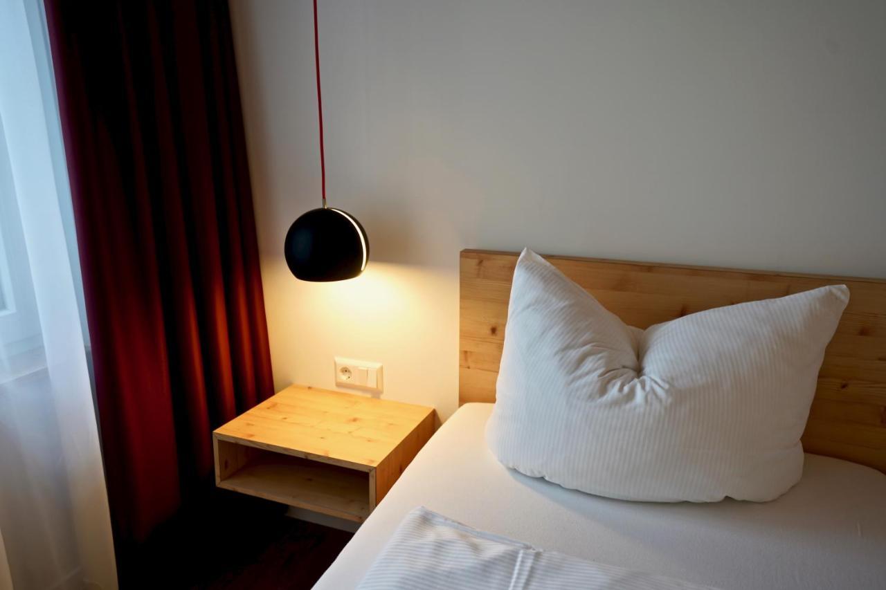 Busses Guesthouse フライブルク エクステリア 写真